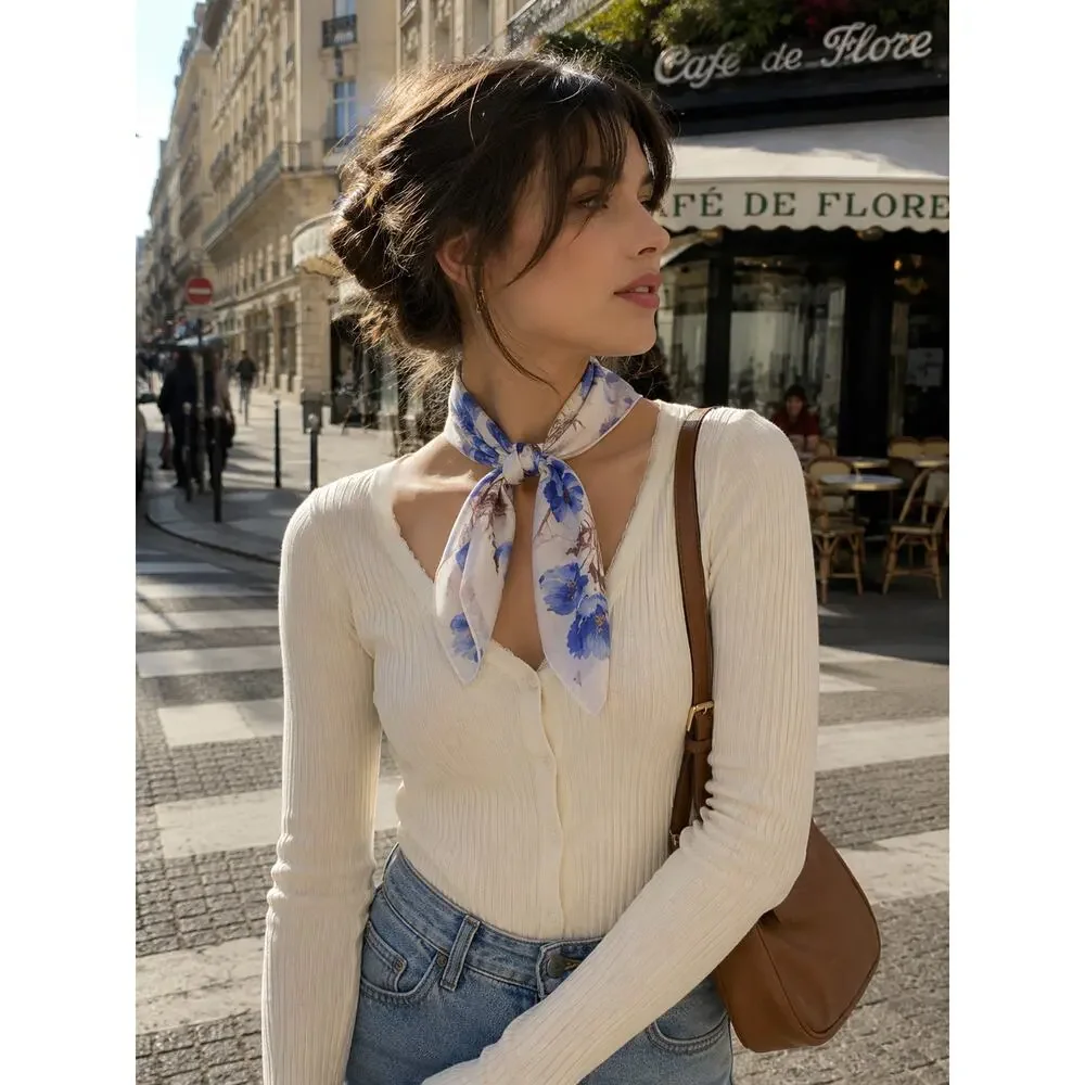 Vintage Floral Scarf Blue White Handkerchief Scarf‎ Cottagecore Scarf Romantic